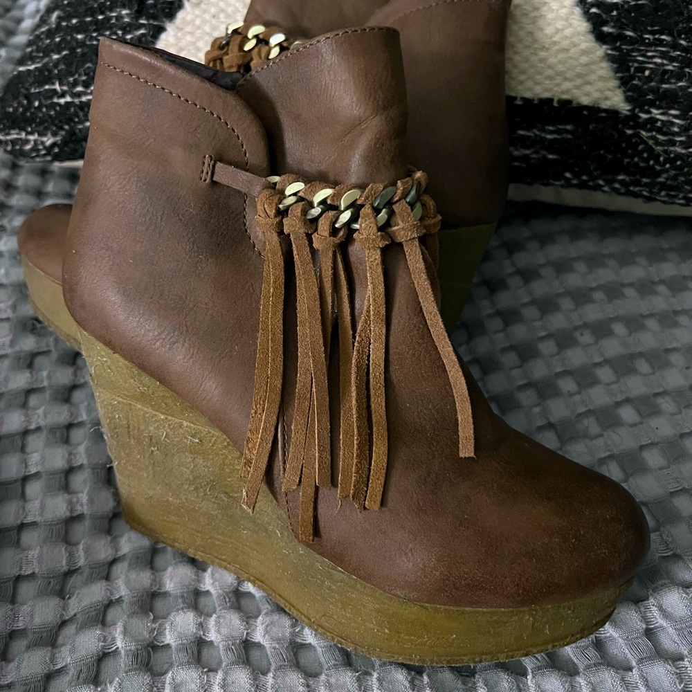 (SALE) NWOT Sbicca Bootie